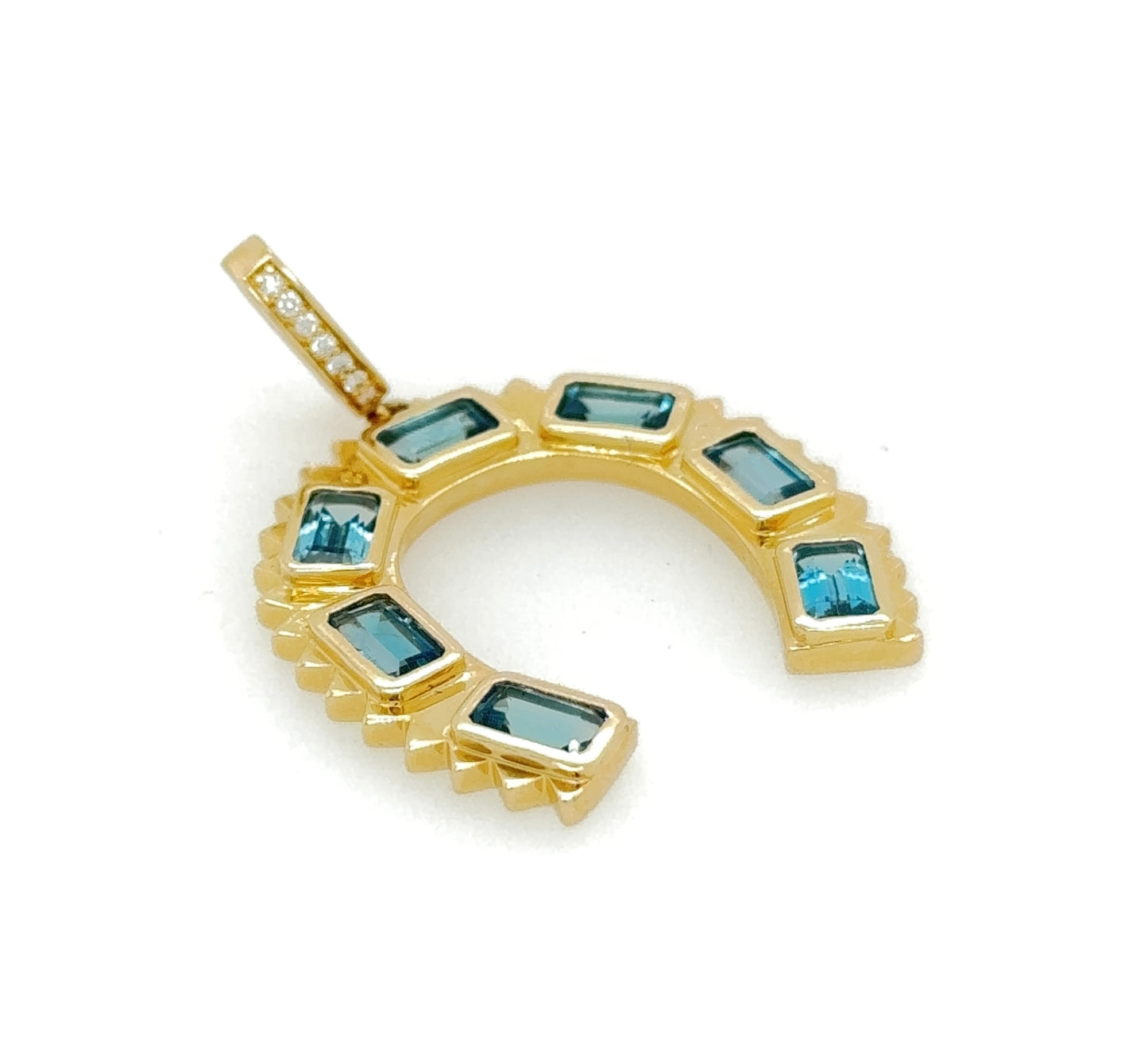 Lucy Pendant
