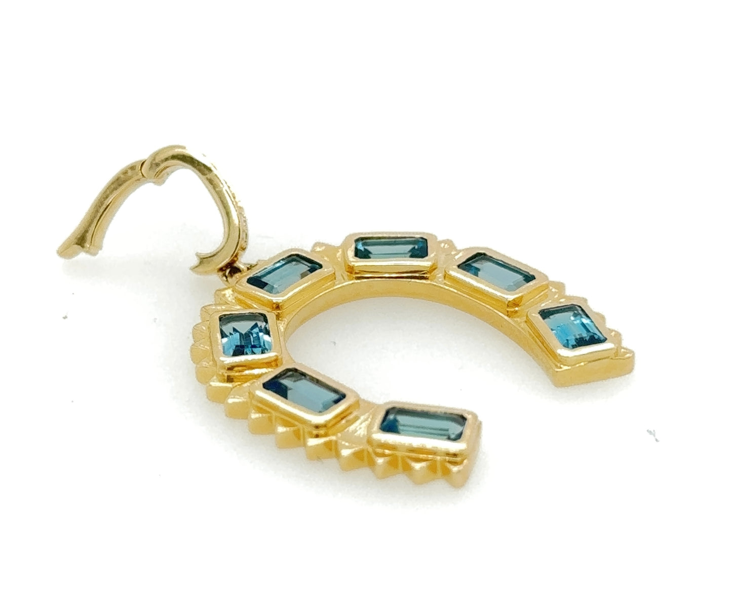 Lucy Pendant