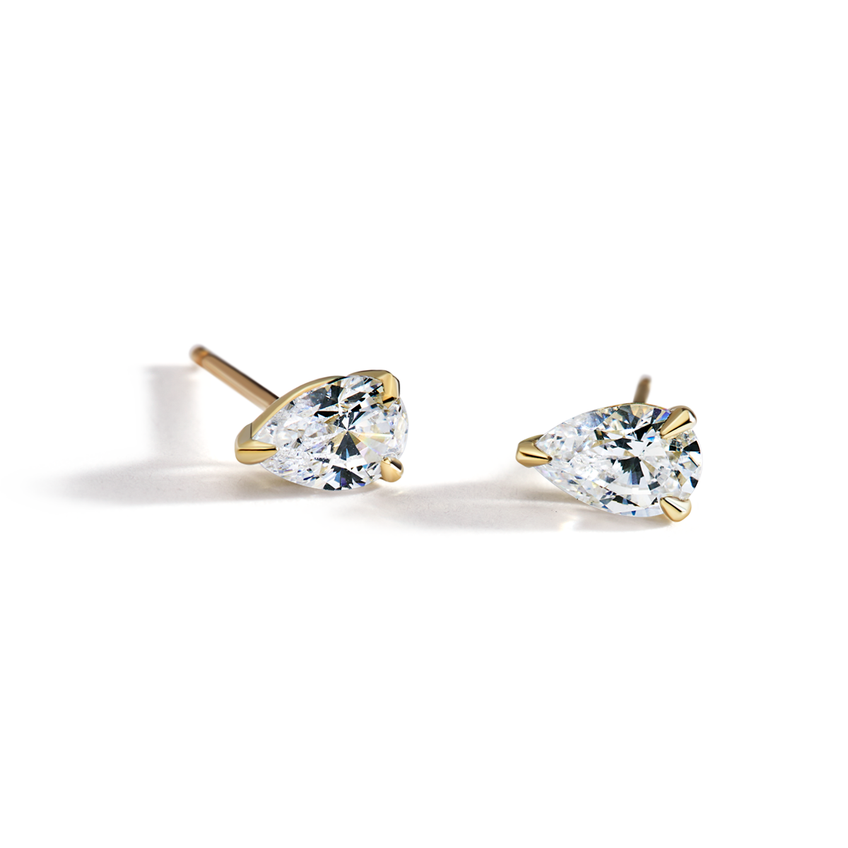 Everyday Pear Diamond Studs