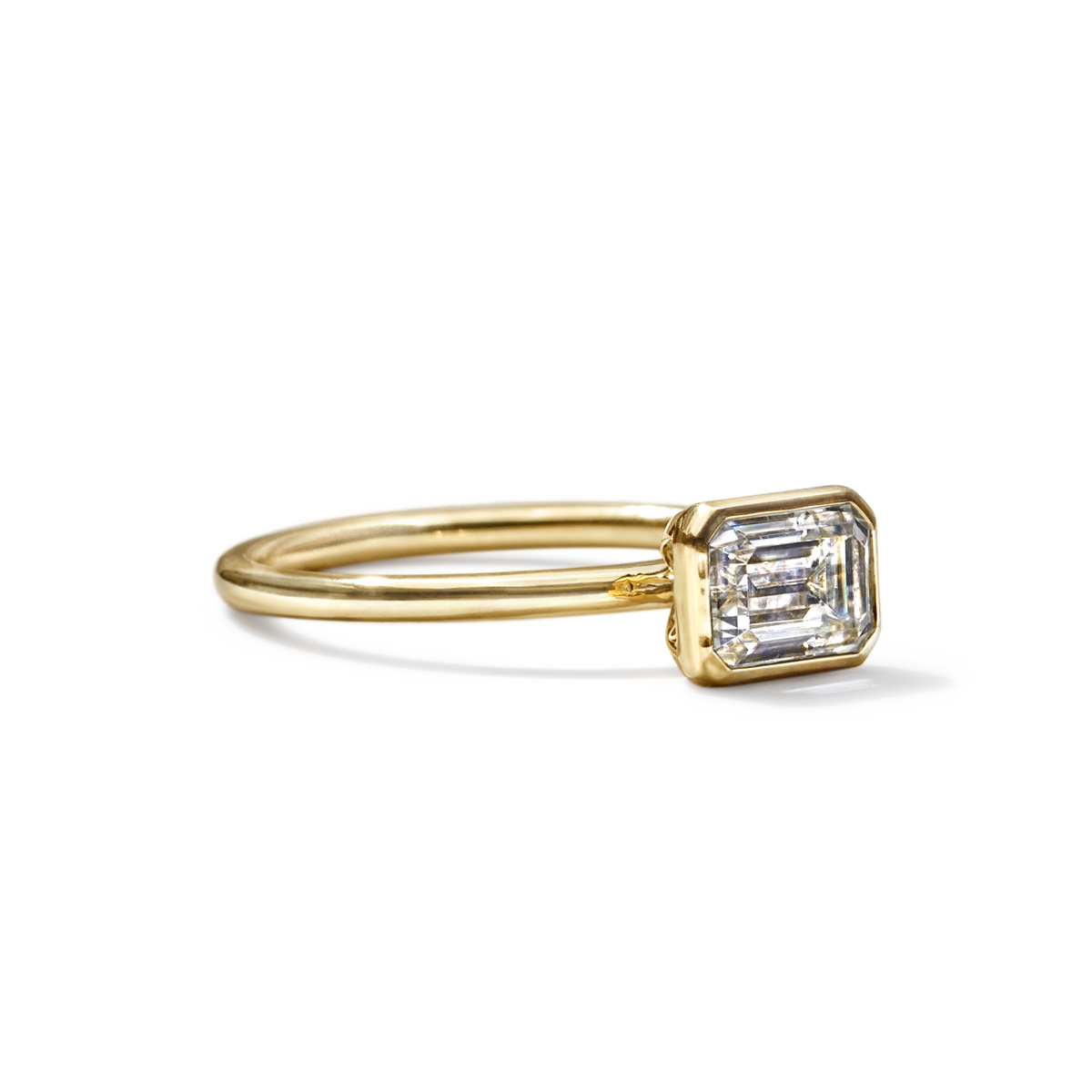 JBJ Bezel Diamond Engagement Ring