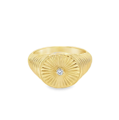 Fluted Diamond Disc Signet Ring