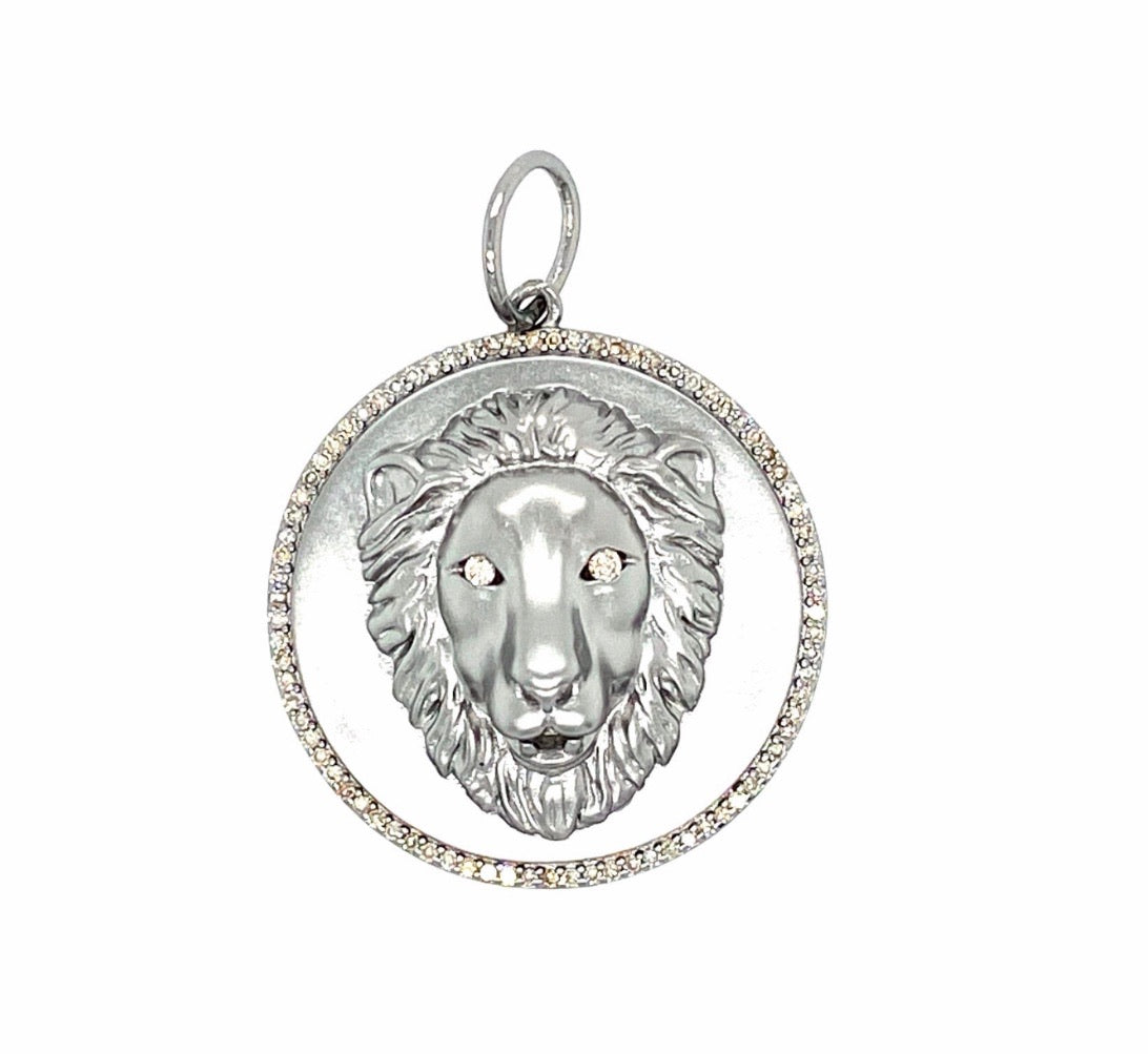 Roar Pendant